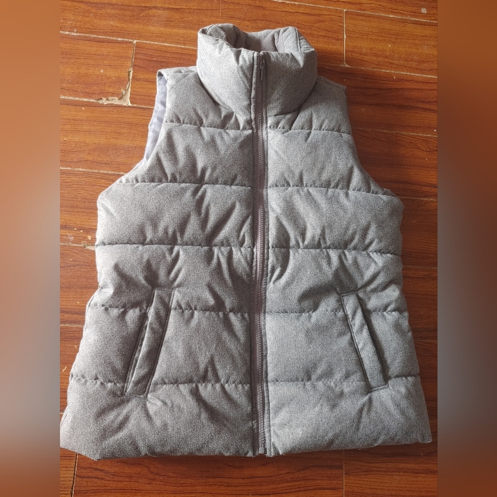 Men's Gray Old Navy Puffer Vest